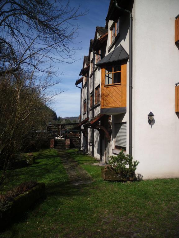 Pension - Gaestehaus Zum Pfaelzerwald Hinterweidenthal Εξωτερικό φωτογραφία